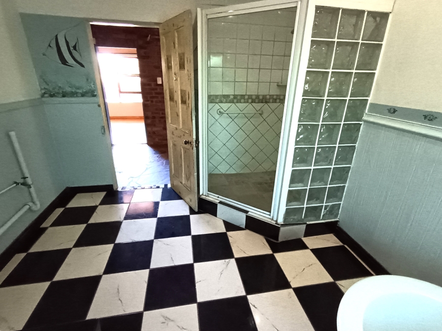 4 Bedroom Property for Sale in C Place Eastern Cape